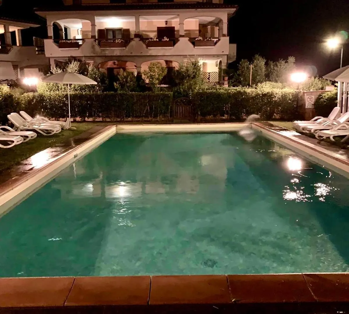 Apartment Follonica Di C.& F.